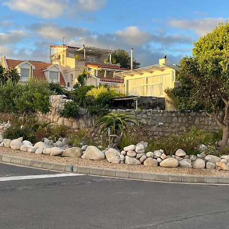 Storyhouse In Kommetjie Exterior photo